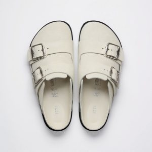 1774 222 West Suede