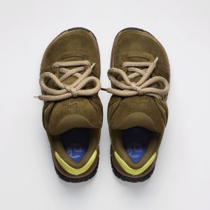 1774 Goerlitz Suede